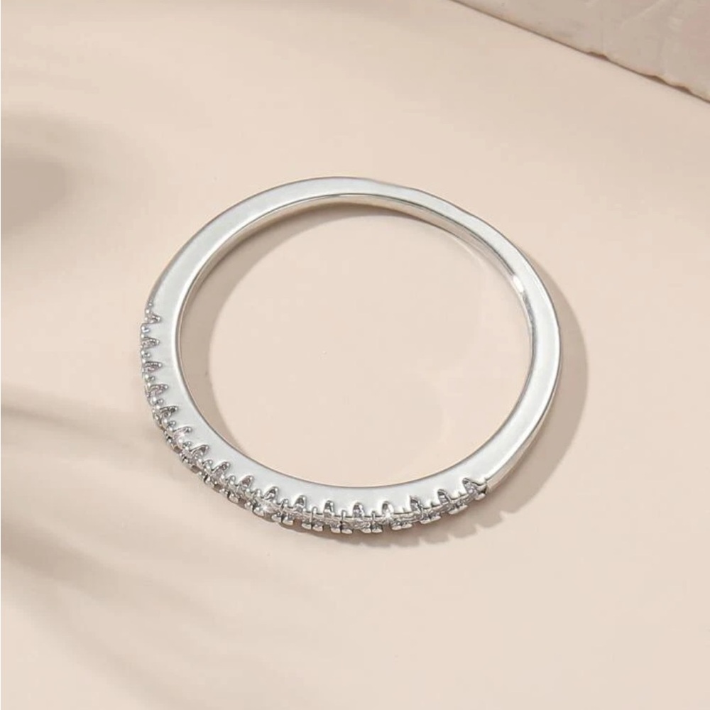 NWT Silver Cubic Zirconia Ring - Picture 2 of 4